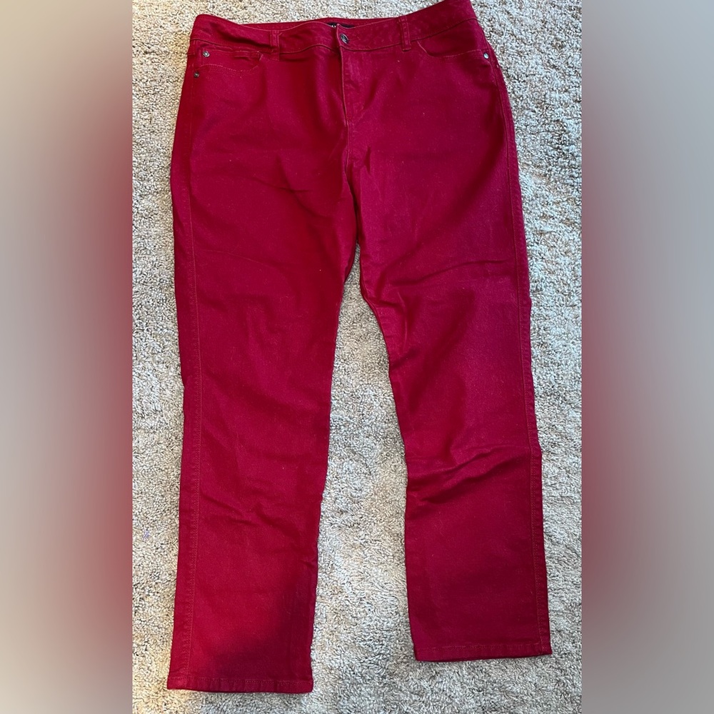 Dana Buchman Red Jeans